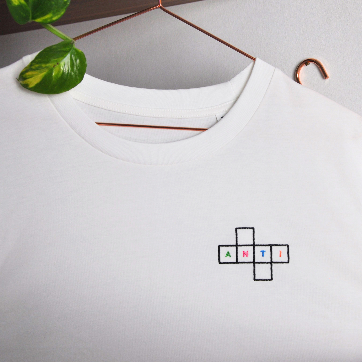 Anti 1 - Organic Shirt (Stick bunt)