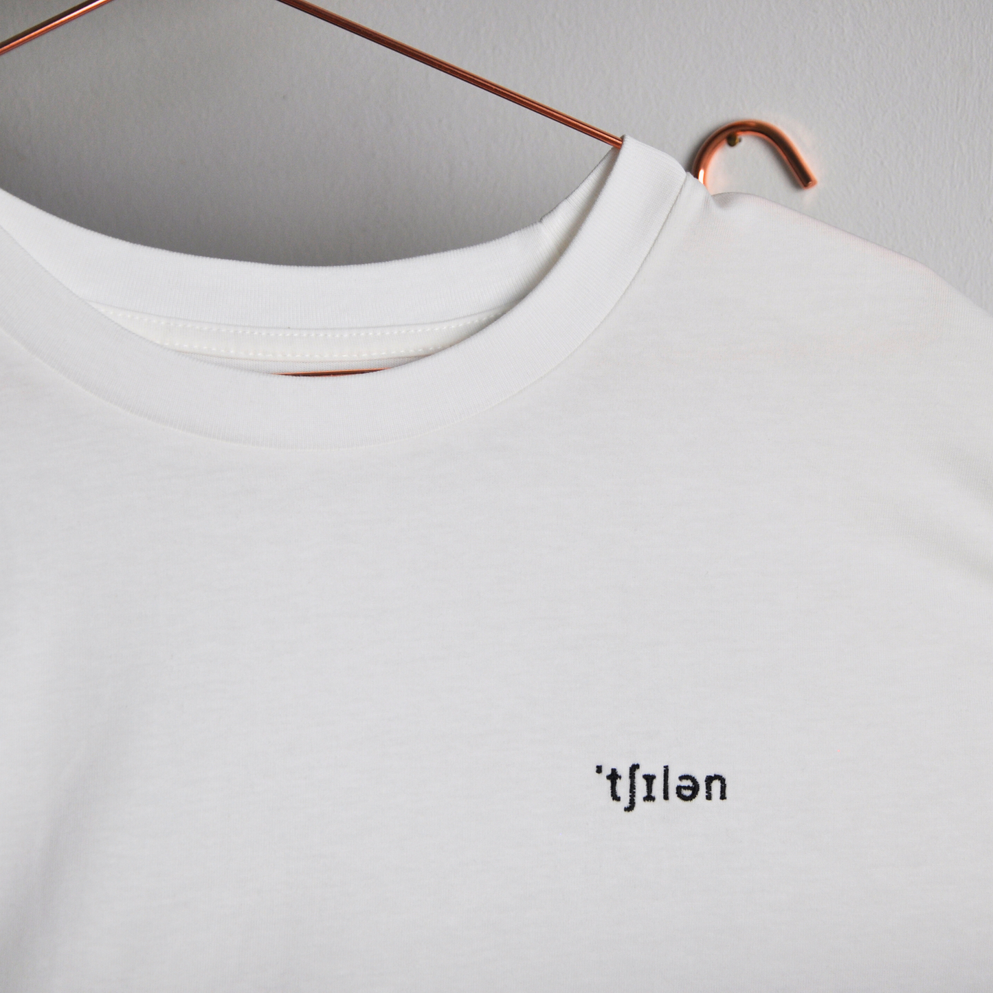 Chillen Lautschrift - Organic Shirt (Stick schwarz)